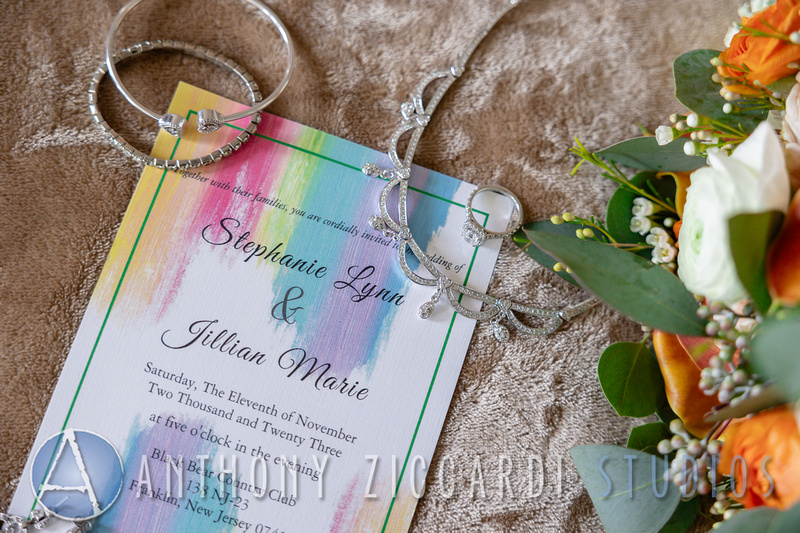 AZS PHOTO BOX | Stephanie & Jillian "Black Bear Country Club"